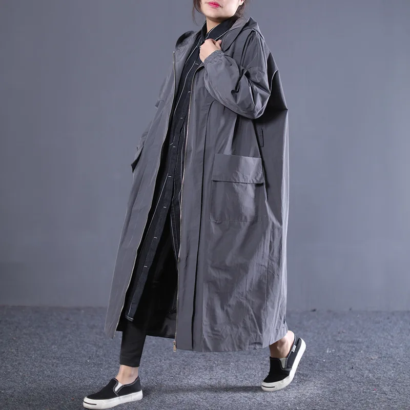 Серый New plus size thin windbreaker coat Women Spring Autumn Plus Size Loose Hooded Female Windbreaker Korean Casual Outerwear - Цвет: Серый