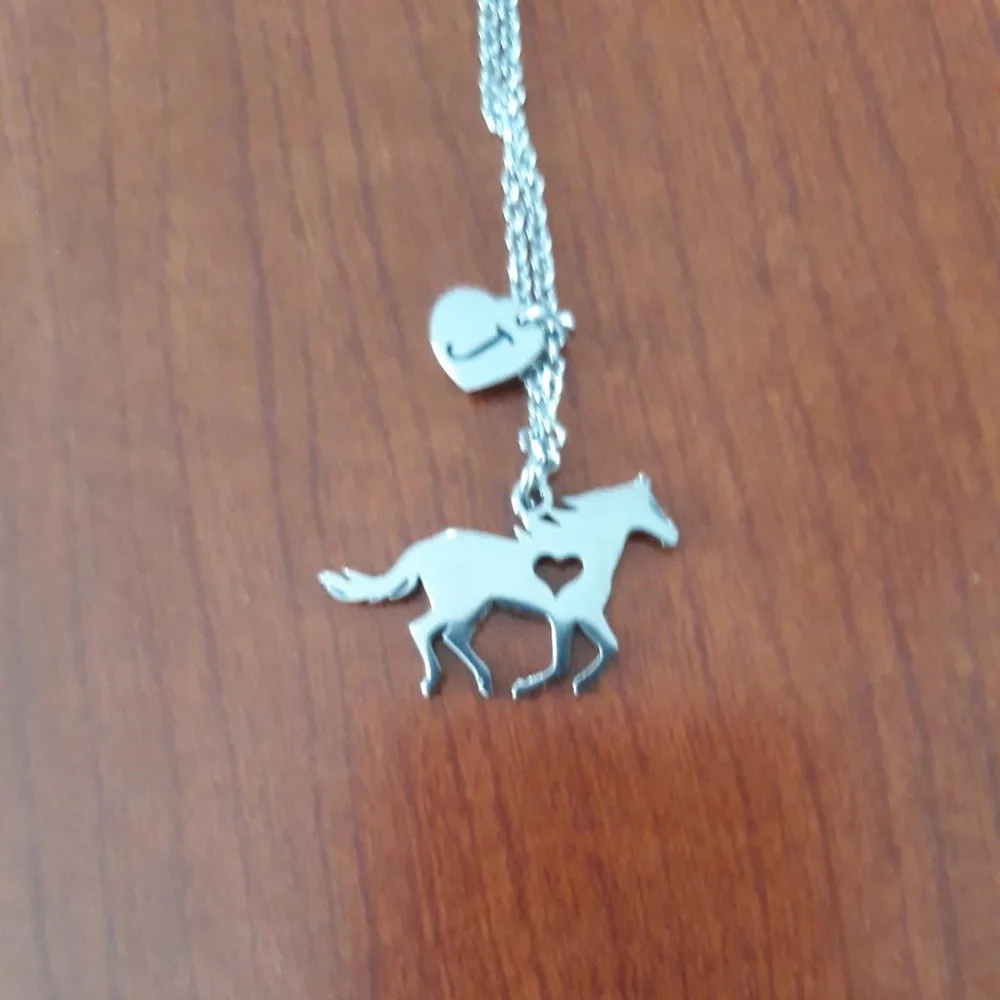 

Stainless Steel Animals Jewelry Personalized Initial Name Necklace Women Custom Heart Charm Necklace Horse Birthday Gift