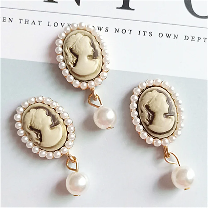 

10pcs/Lot 17mm*38mm Gold Oval Beauty Head Pearls Rhinestone Pendant Button Shiny Wedding Sewing Crystal Diy Jewelry Accessories
