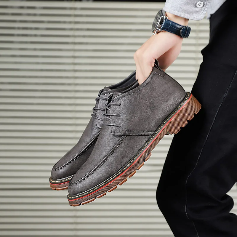

2019 Spring And Autumn Hot Selling Small Mid-top Martin Boots Fashion Casual Shoes Elevator Trendy Shoes Business Small Leather