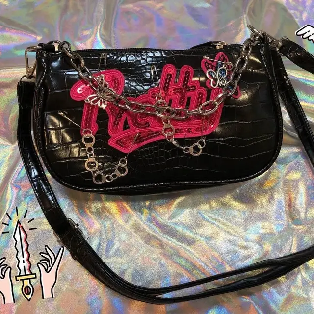 Y2K Shoulder Bag Harajuku Womens Girl Handbags Bags 90s E-girl Metal Punk Messenger Bag Female Letter Sequins Chain Underarm Bag Pretty