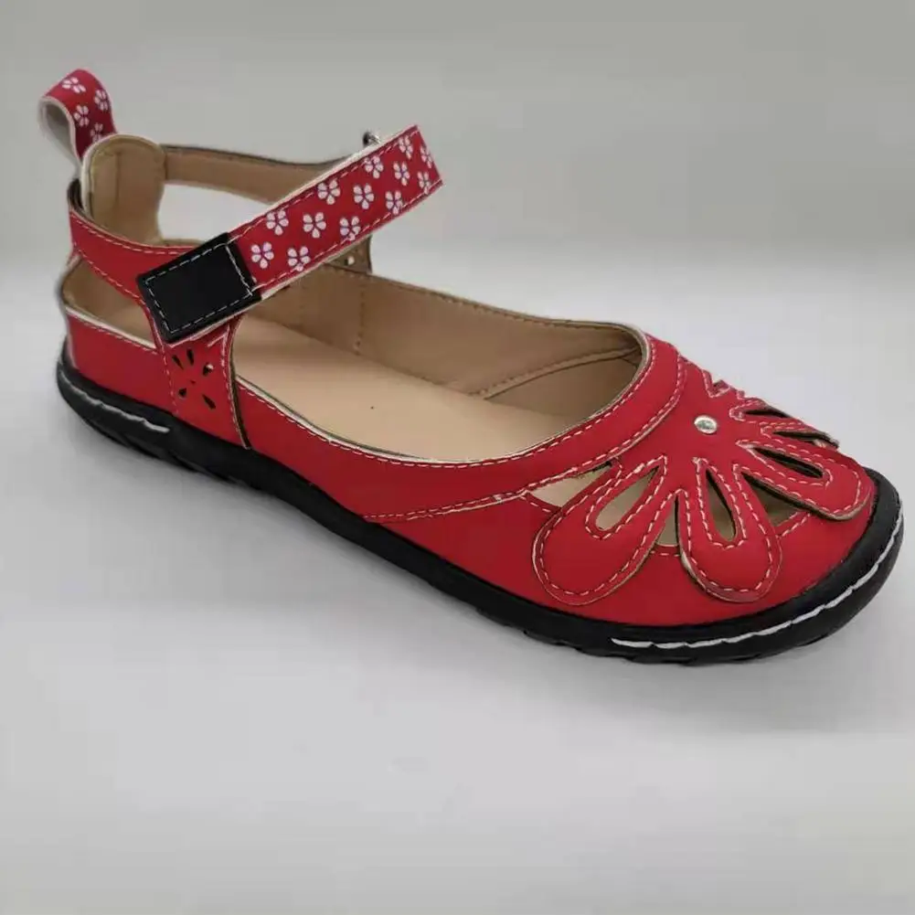 women floral hollow sandals flat Boat shoes Old woman Non-slip fairy tale shoes Breathable Thick soft bottom Ankle-Wrap sandals