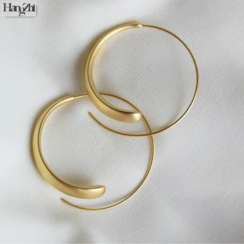 

HANGZHI 2020 New Minimalist Personality Trend Stereoscopic Matte Splice Round Earrings For Women Girls Party Jewelry Gifts