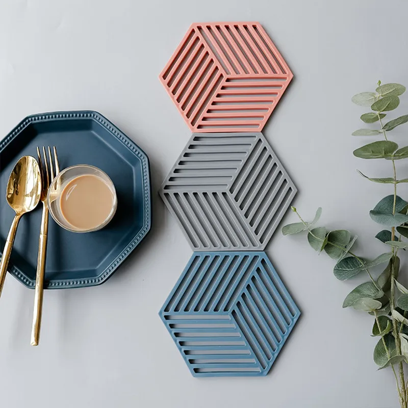 Hot Pad Stand Mug Cup Mat   Heat-Insulated Bowl Placemat  Desktop Eco-Friendly  1PCS Chic Silicone Coaster Hexagon