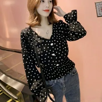 

2019 Autumn Women Shirt Fashion Polka Dot Flare Sleeve Blouse Long Sleeve Women Tops Female Ruffle V Neck Blouses
