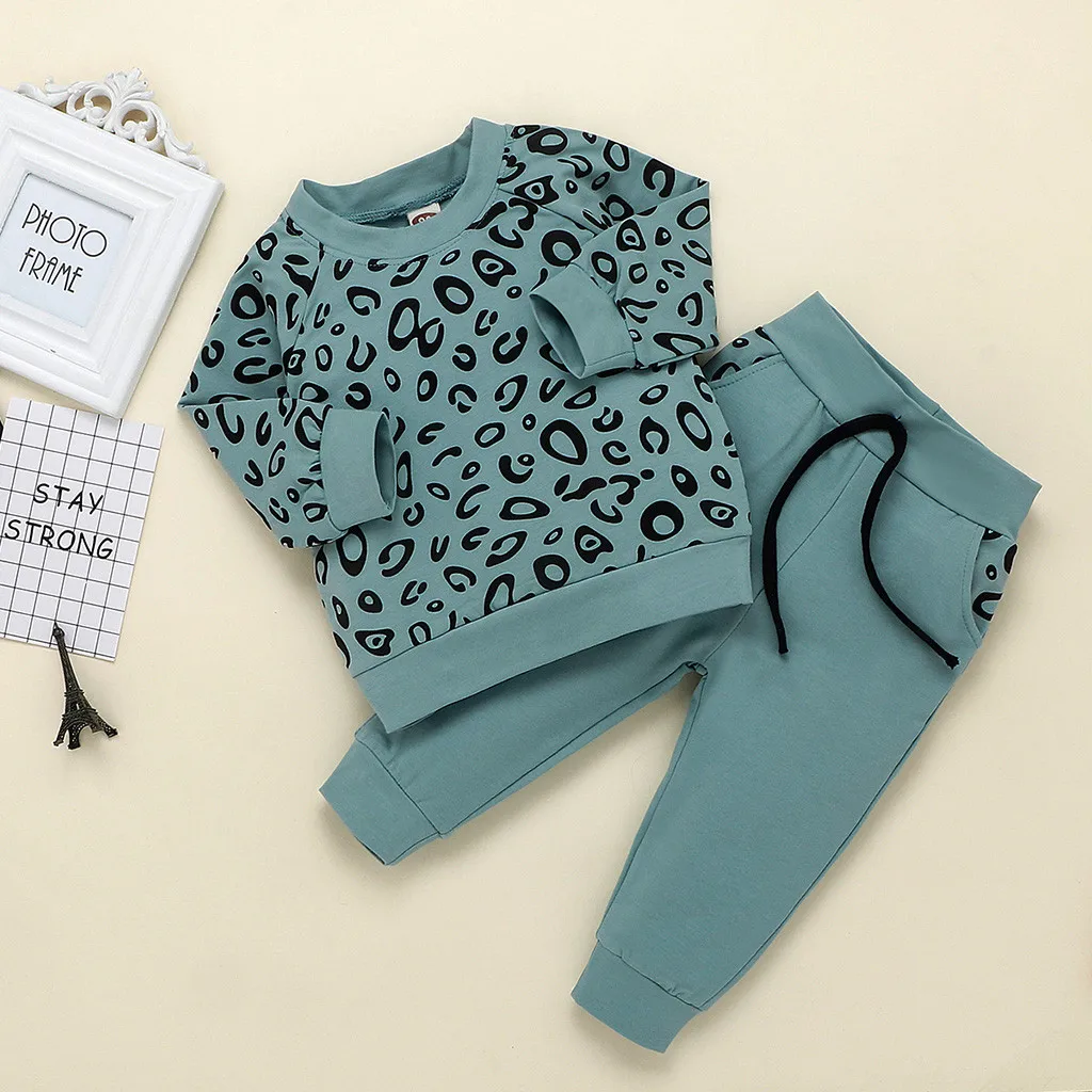 Зимняя одежда для новорожденных; футболка с длинными рукавами и леопардовым принтом для маленьких девочек и мальчиков; свитер; пальто; Топ; штаны; Верхняя одежда для детей