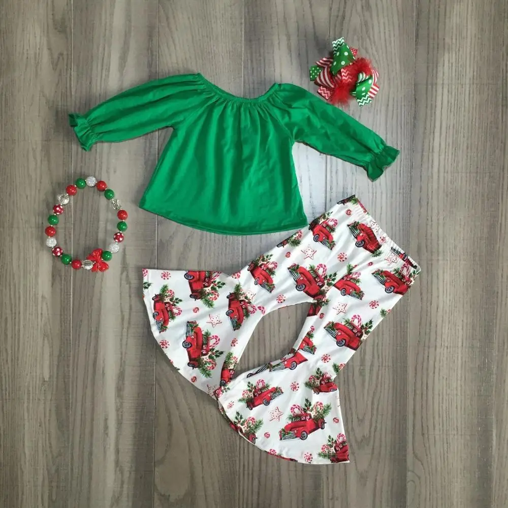 Одежда для маленьких девочек; рождественские наряды для девочек; Однотонный зеленый топ с подарками; брюки-клеш для девочек; Изысканная одежда с аксессуарами