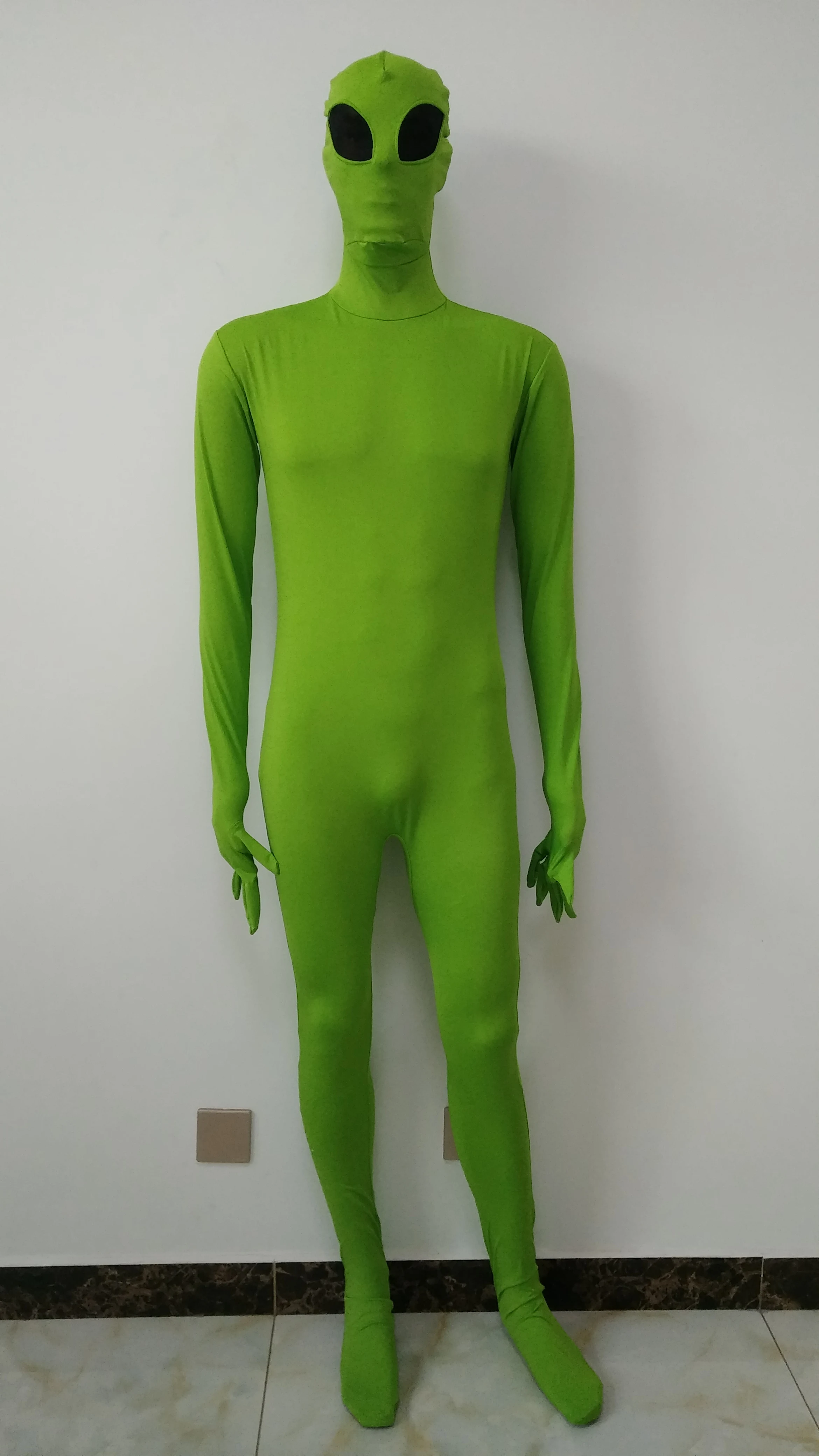 Бренд Watermonkey детский взрослый комбинезон с инопланетянином зеленый