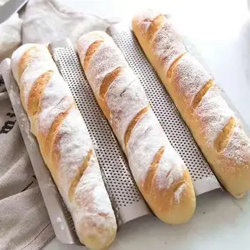 

1Pc French Bread Pan Nonstick French Baguette Baking Tray Heavy Steel Three-Slot Mould for Baker Cook (Champagne Gold)