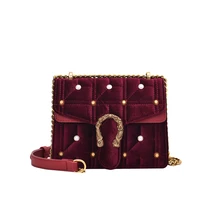 Бархатные сумки через плечо для женщин новая зимняя маленькая квадратная сумка женская модная брендовая сумка на плечо роскошная сумка-мессенджер на цепочке