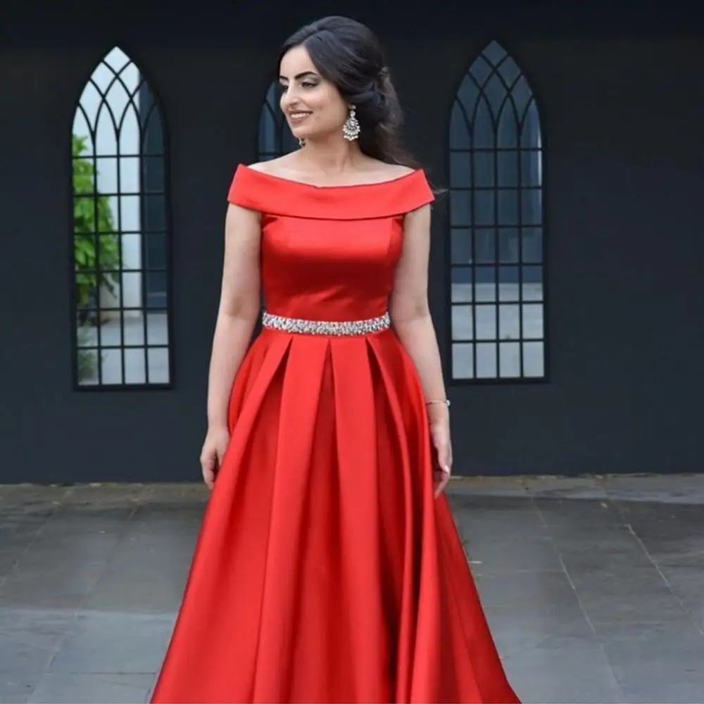 

Arabic Evening Dresses 2019 Red Satin Two Pieces Elegant Floor Length Women Party Formal Gowns Dark Off Shoulder Long Arabic