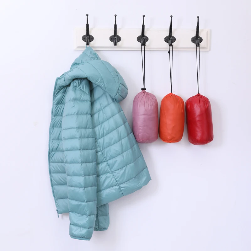 Kopen Vrouw Herfst winter Capuchon hoge kwaliteit Witte Eend Down Jas Vrouwelijke Overjas Ultra Licht Solid Jassen Draagbare Parka