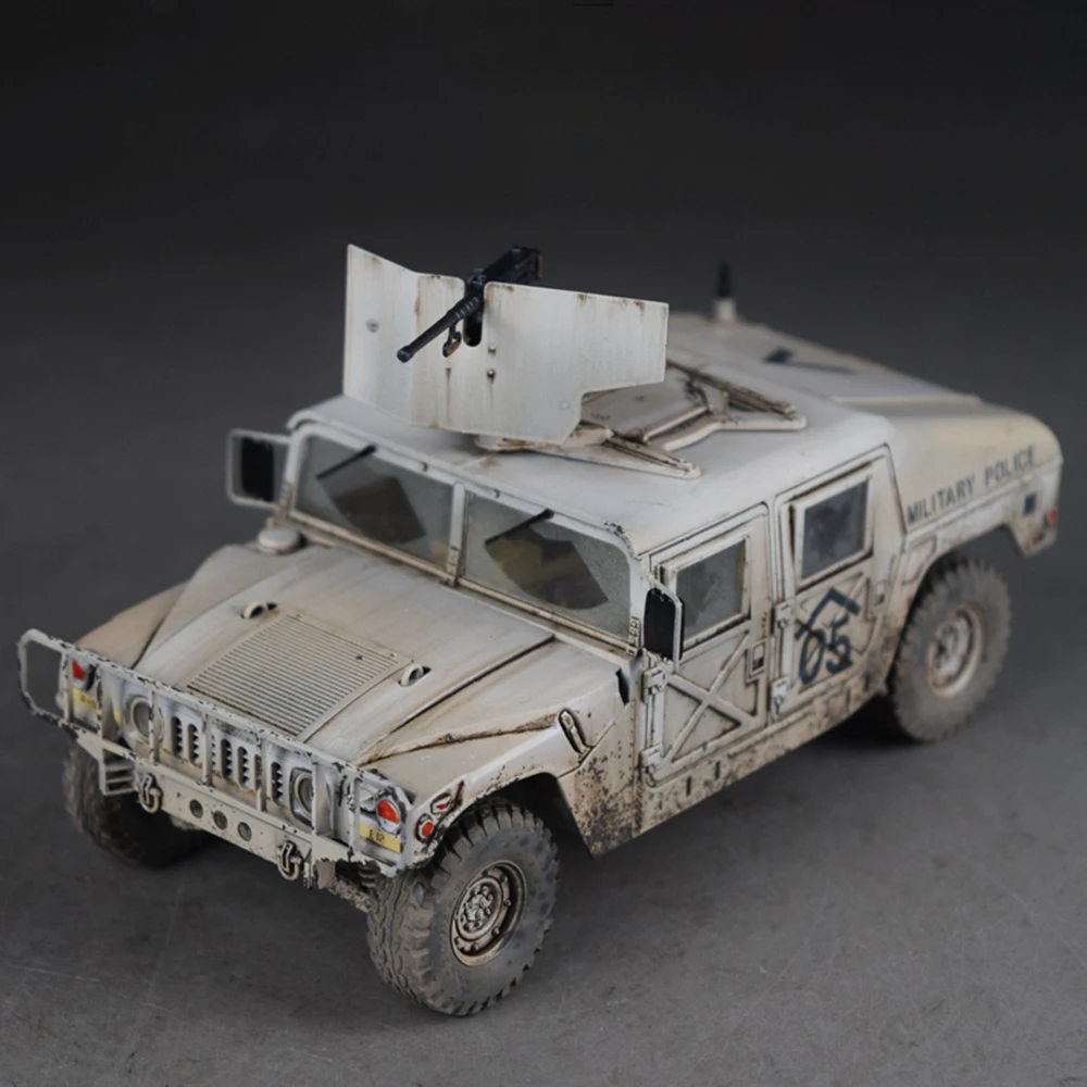 1/35 ручная роспись Высокая мобильность многоцелевой колесный автомобиль модель