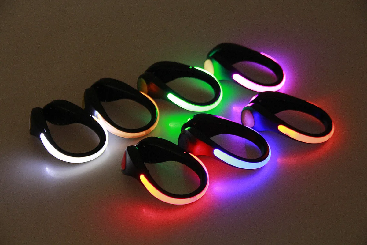 LED Luminous Shoe Clip Outdoor Bicycle LED Luminous Night Running Shoe Safety Clips Cycling Sports Warning Light Safety