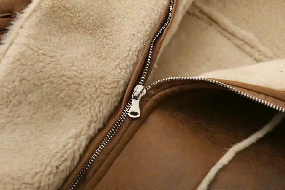 Brown Jacket Spanish Fur One-piece Cut Stitching Buckle with Decorative Suede Fur Warm Camel Coat Zipper