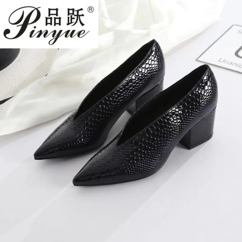 

Patent Leather Shoes Women Pumps Black Office and Career Pointed Toe Block Heel Fashion Office Lady Pumps Small Plus Size 33-40