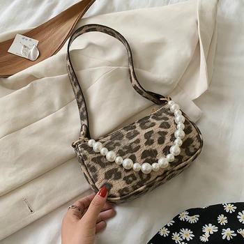 

Leopard Print Pearl Chain Baguette Bags MINI PU Leather Shoulder Bags for Women 2020 Chain Design Luxury Hand Bag Female Travel