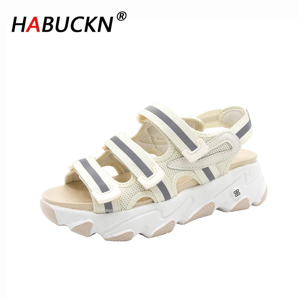 

HABUCKN 2020 Sexy Open-toed Women Sport Sandals Flat heel Hollow Out Women Sandals Cool Platform Shoes Women Beach Summer Shoes