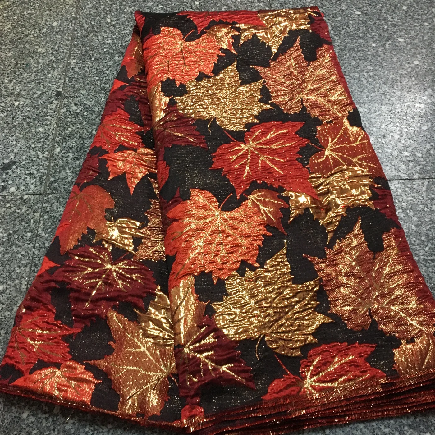 

Новейшая жаккардовая парчовая кружевная ткань с листьями, красная африканская кружевная ткань, нигерийская сетчатая кружевная ткань для вечернего платья KJK20125B