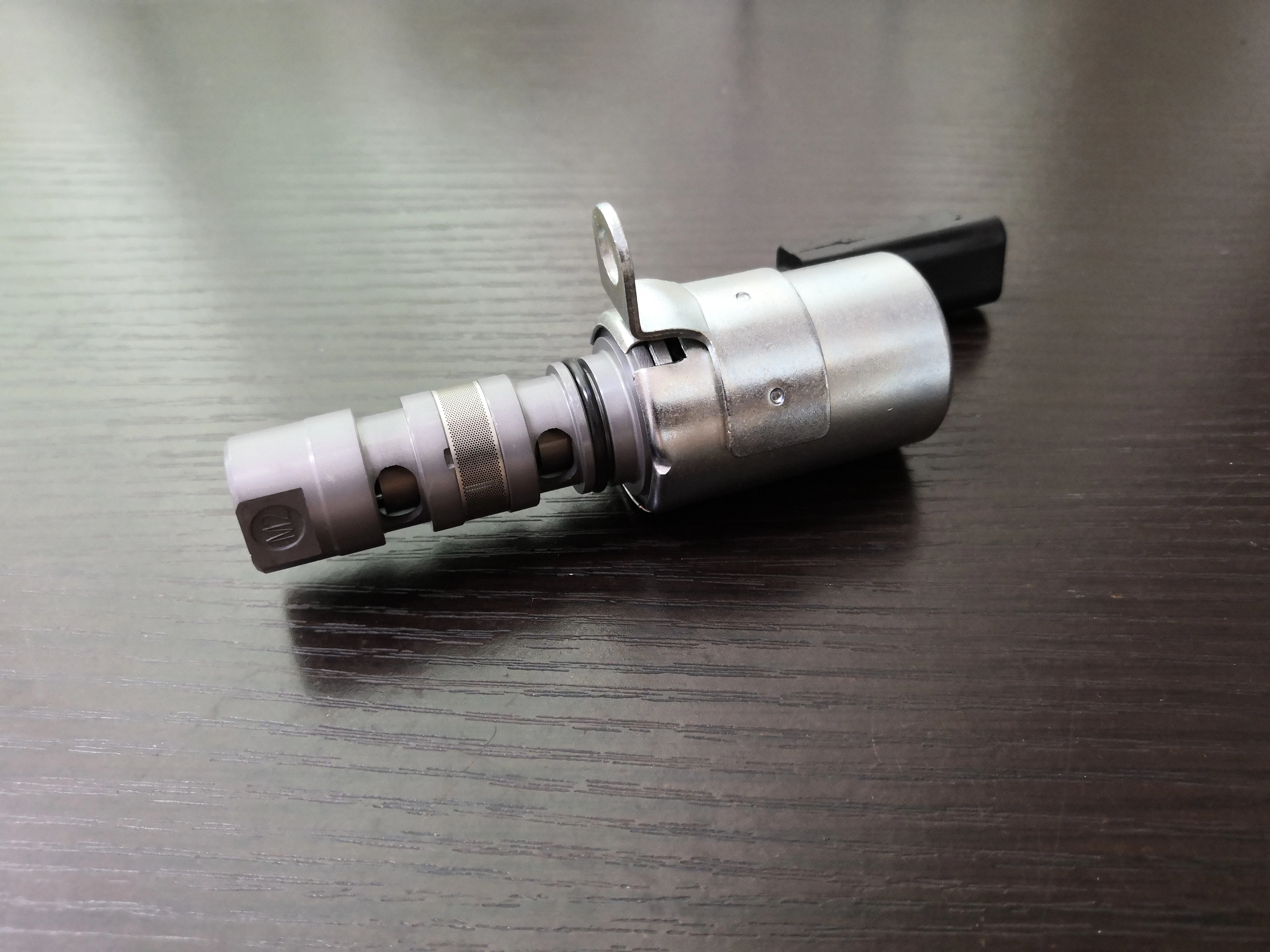 9652536480 0800170308 1920LQ VVT OCV Solenoid Valve for Citroen C5 16V 2.0 for Peugeot 408 508 Peugeot 307 2.0 16V pneumatic air valve
