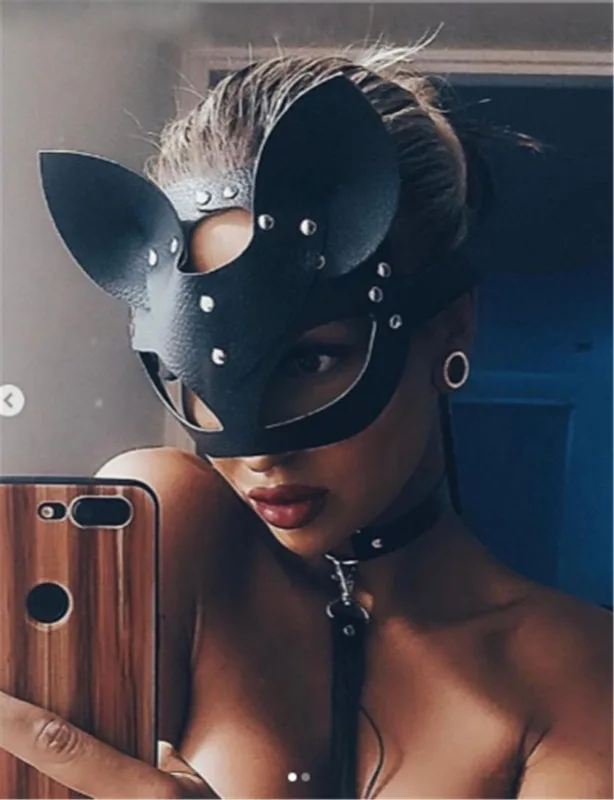 Женская сексуальная маска для косплея с половинными глазами, Кожаная маска для лица, кошки, Маскарадная маска для взрослых, маскарадный мяч, карнавальные Необычные маски Бэтмена