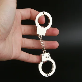 

Couples Gift Mini Creative police man Handcuff Keychain Charms Car Keyring mini tool Key Chain Pendant wholesale dropshipping