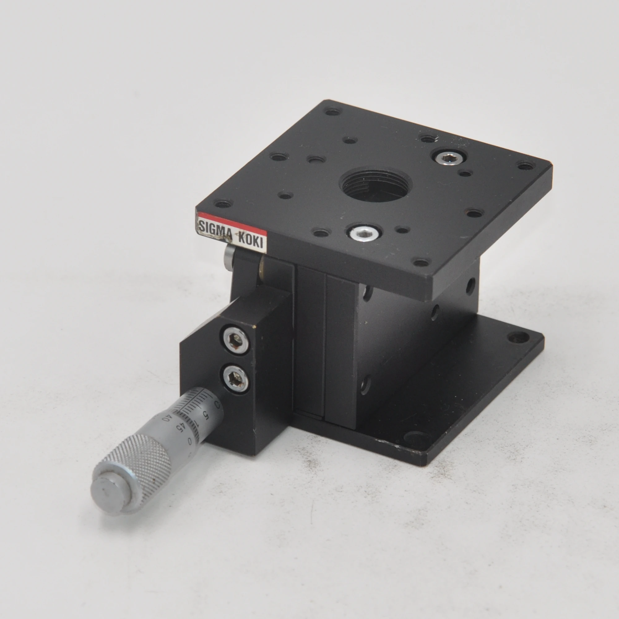 

Z axis 60 * 60mm SIGMA KOKI manual precision micrometer horizontal lifting displacement sliding table steel