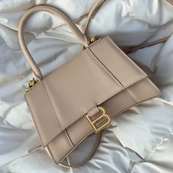 

Bag women's new bags fashion alphabet cowhide hourglass bag handbag diagonal bag