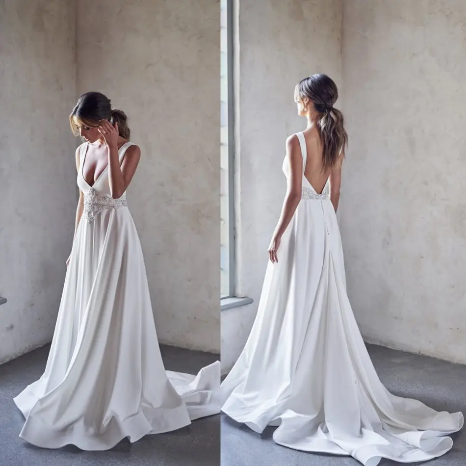 

2020 Bohemian V Neck Wedding Dresses Appliqued Beaded Backless Plus Size Bridal Gowns Boho vestido de novia