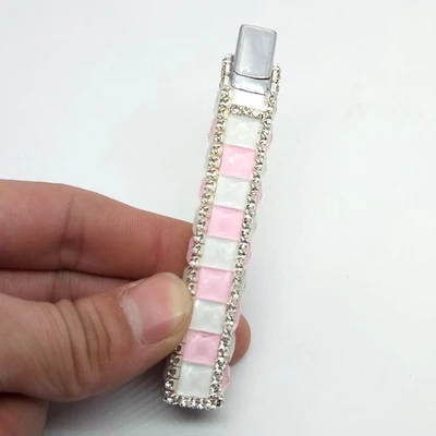 Милые женские тонкие газовые зажигалки, стразы, зажигалка для сигарет, повторная надувная Зажигалка 9,5 см - Цвет: 1