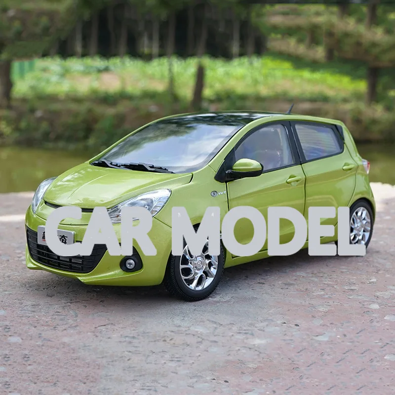 

1:18 scale Alloy Toy Vehicles changan benben Car Model Of Children's Toy Cars Original Authorized Authentic Kids Toys