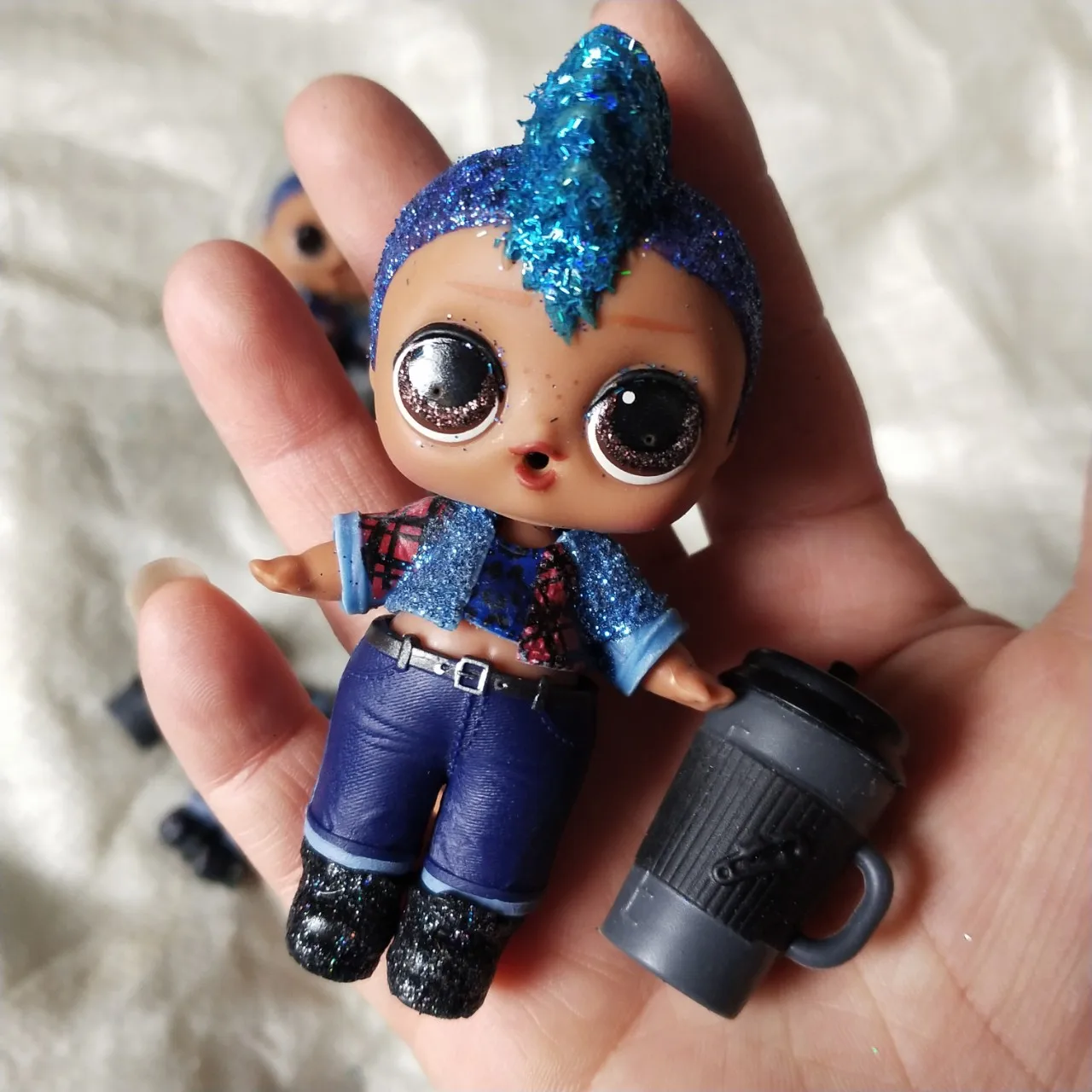 L O L ¡Sorpresa! Juego de muñeca brillante con ropa y zapatos para niño, juguete Punk, edición limitada