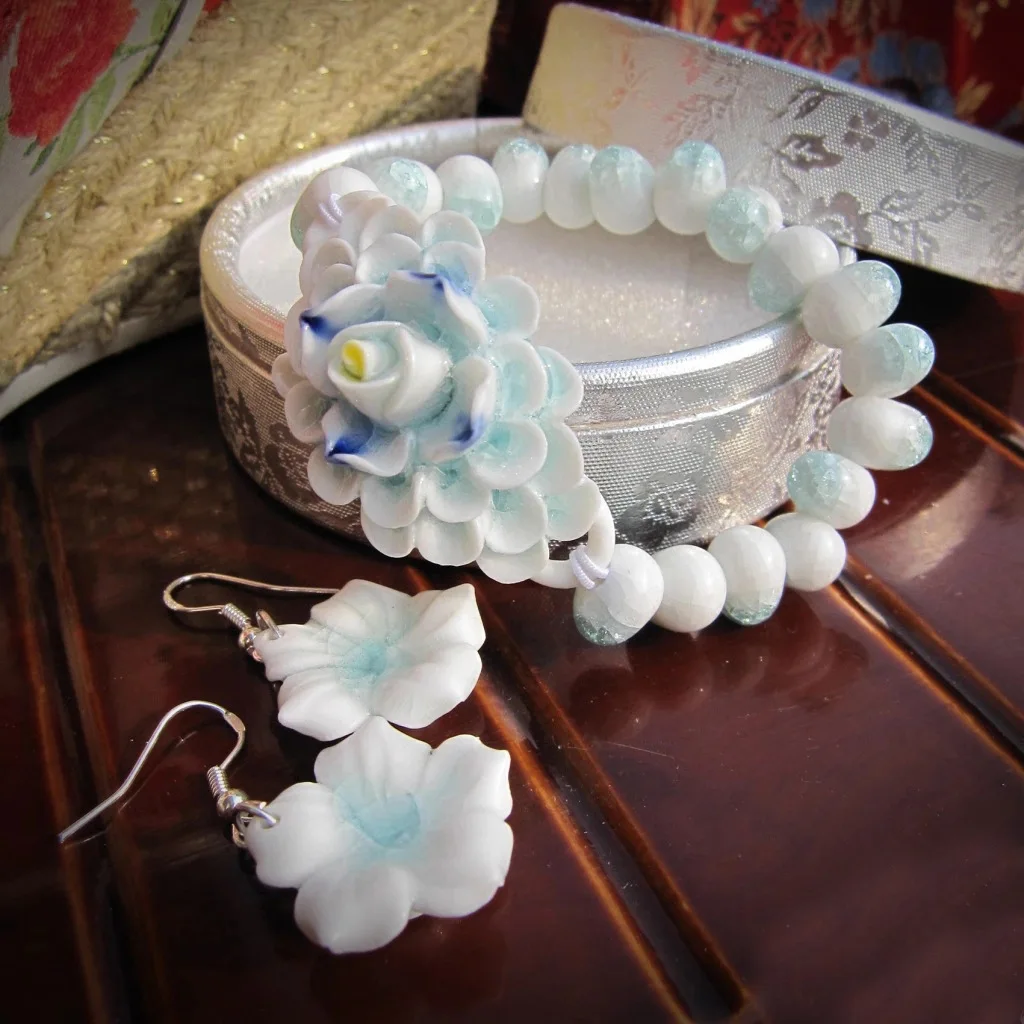 

Ornament Set Color Shape Random Handmade Kneading Similar Not to Image Prevail Ceramic Jewelry