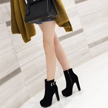  Women's High Heels Spring New Big Red Wedding Boots Women's Short Boots Thick Heels Fashion High Heels Bridal Boots Trend 