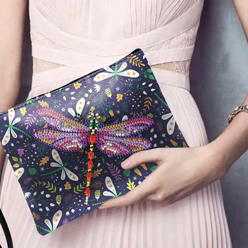 

AZQSD DIY Special Shaped Diamond Painting Wristlet Wallet Women Clutch Bag Full Kit Embroidery Christmas Gift for Girlfriend Mom