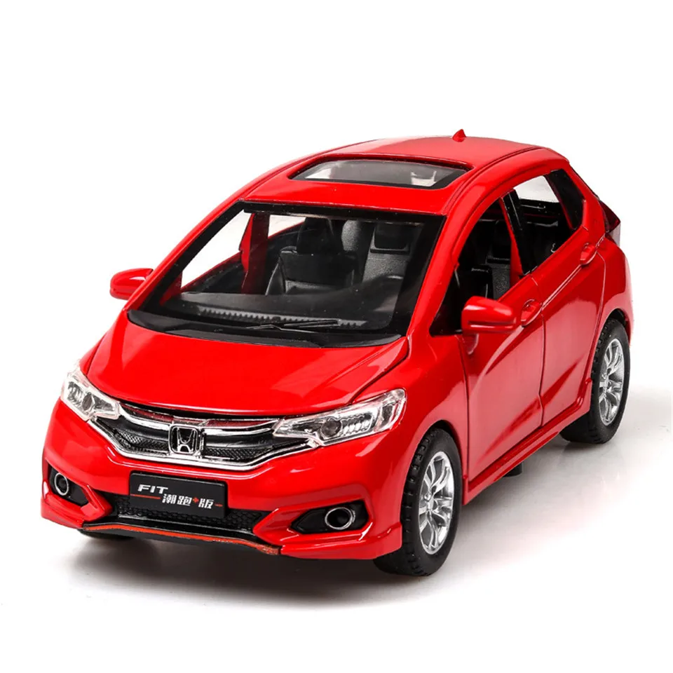 1:32 красивая модель автомобиля сплав diecasts Honda Fit pull back 6 дверь с светильник звуковая