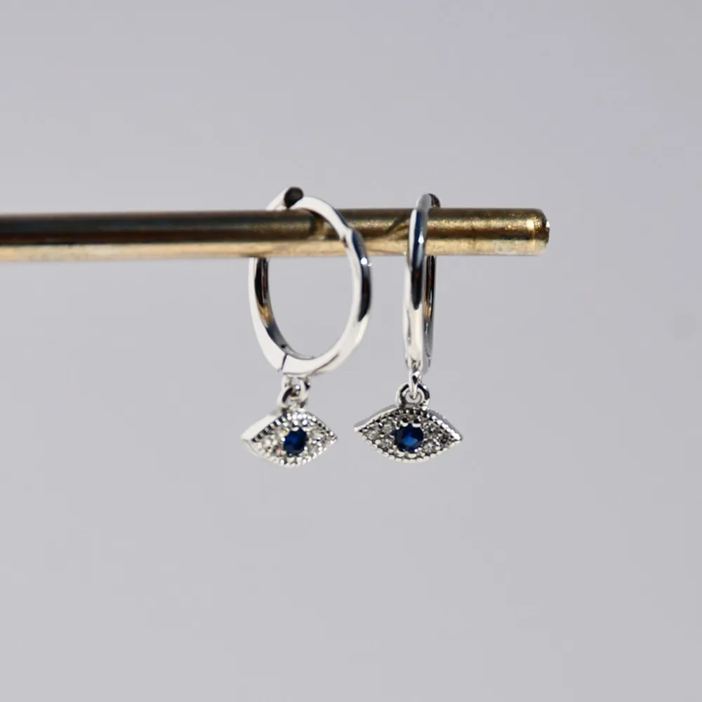 925 стерлингового серебра серьги Модные циркониевые девичьи демон глаз короткие с