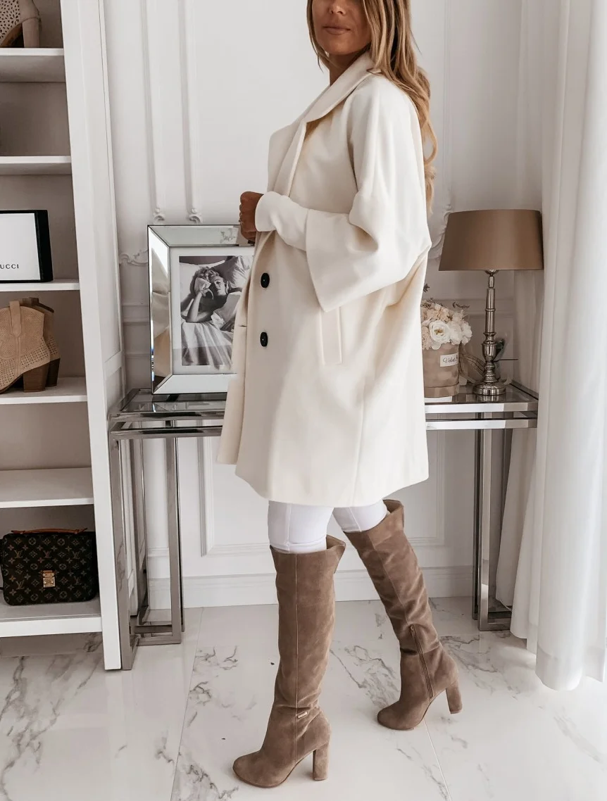 1602742240997324_2685