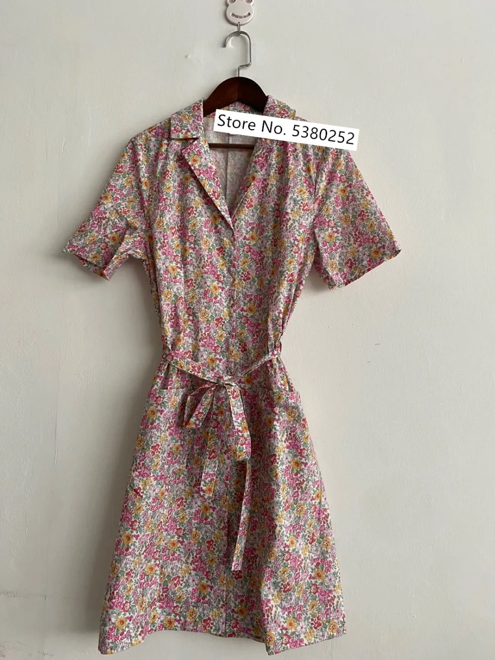 2020 New Floral Women Dress V-nevk Short Sleeve Single-breasted Double Pockets Knee-length Dresses Holiday With Sashes Sundress 2020 New Floral Women Dress V-nevk Short Sleeve Single-breasted Double Pockets Knee-length Dresses Holiday With Sashes Sundress