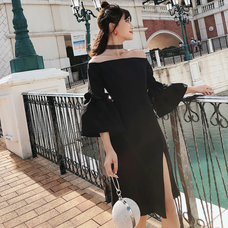 

2018 Autumn And Winter New Style Large Bell Sleeve off-Shoulder Slim Fit Explicit Thin Black Dress