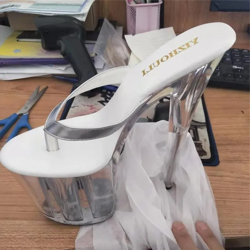 Stage shoes with 20 cm high girl, flip-flops, sexy queen transparent soles slender slippers - Цвет: Серебристый