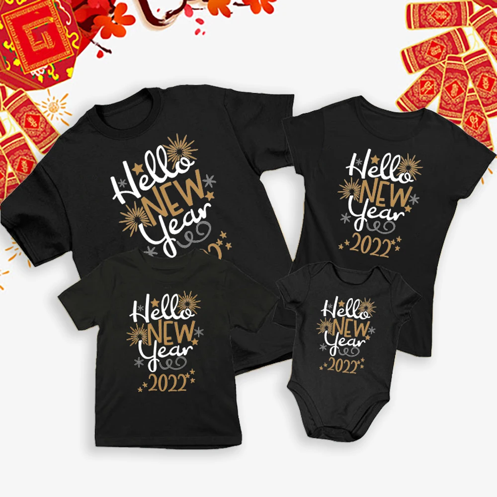 

Hello New Year 2022 Family Matching Clothes Look Short Sleeve T Shirt Dad Mom Kid Tshirt Baby Romper New Year's Holiday Gifts