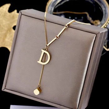 

Titanium steel design sense Necklace women simple versatile letter D pendant short temperament ins sweater chain