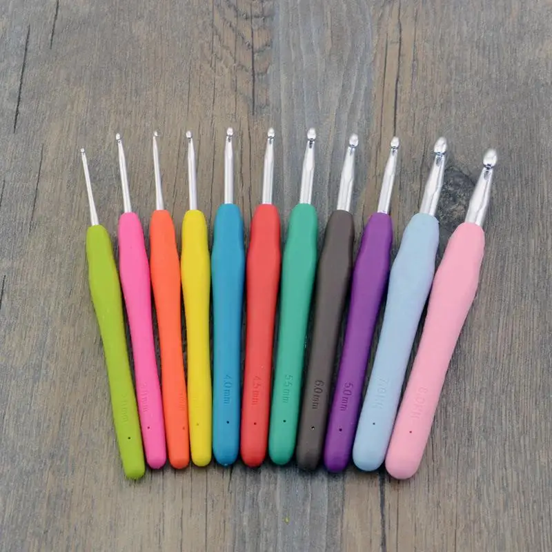 Sources soft handle single head crochet tool kit eleven packaging |