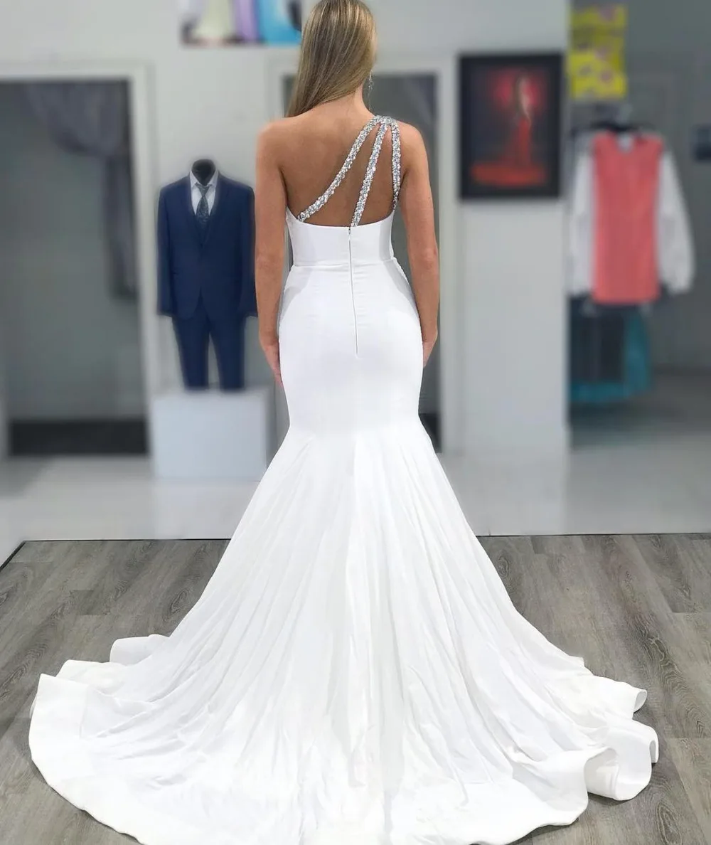 White-One-Shoulder-Mermaid-Wedding-Dresses-Backless-Sweep-Train-Crystal-Beads-Beach-Country-Bridal-Gowns-vestidos (2)