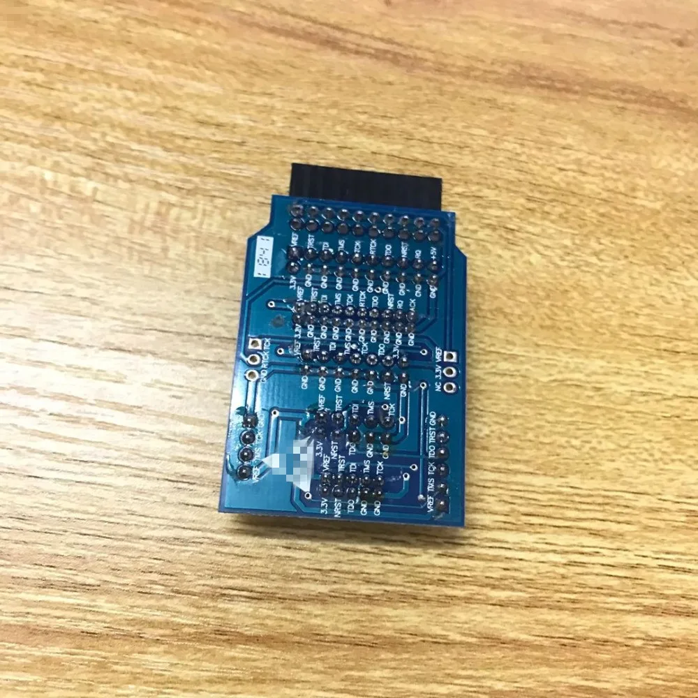 Эмулятор программатор поддерживает ARM7 ARM9 ARM11 Cortex M3 core ADS Бор STM32 интерфейс JTAG