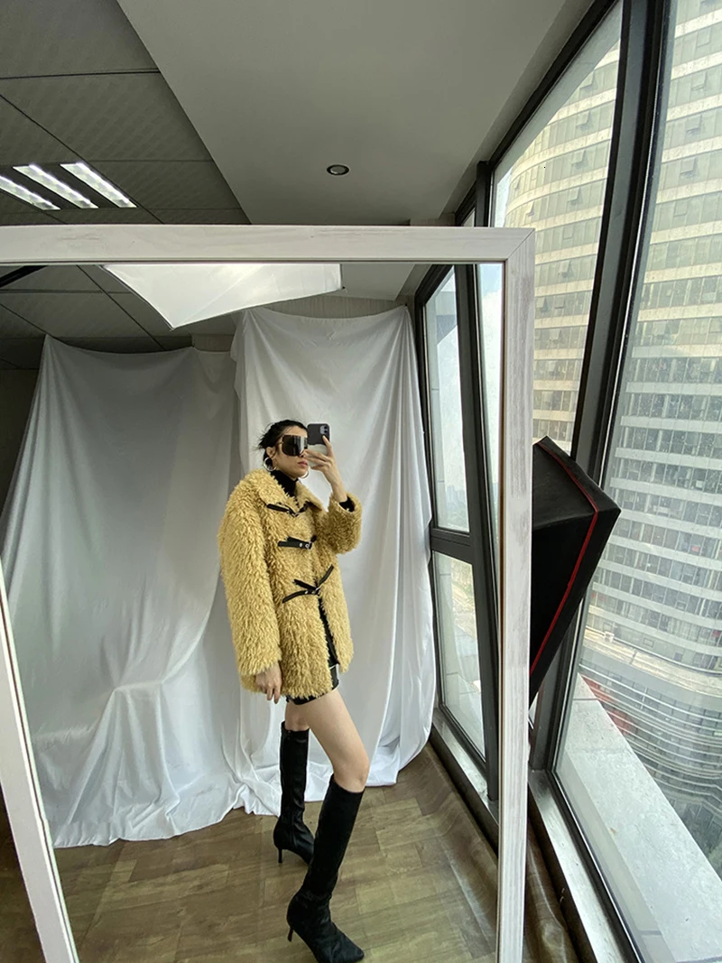 [EAM] Loose Fit Lambswool Split Big Size Thick Woolen Coat Parkas New Long Sleeve Women Fashion Tide Autumn Winter 1M420