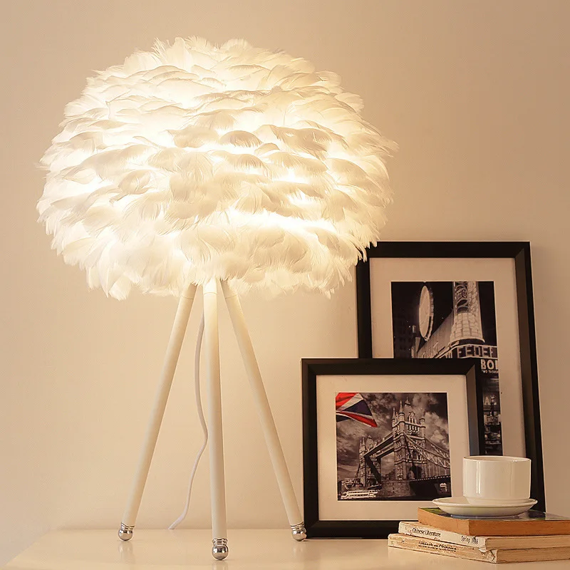 

Radio Station Lamp Originality Personality Bedroom Bedside A Living Room Study Romantic Girl Princess Feather Ins Desk Lamp