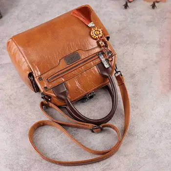 

AMELIE GALANTI 2020 new retro fashion oil wax leather hit color shoulder bag oblique female bag handbag crossbody bag