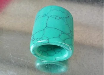 

Natural iron line turquoise pull stoic finger male ice crack blue pine stone trigger refers to fashion gem blue jade trigger rin